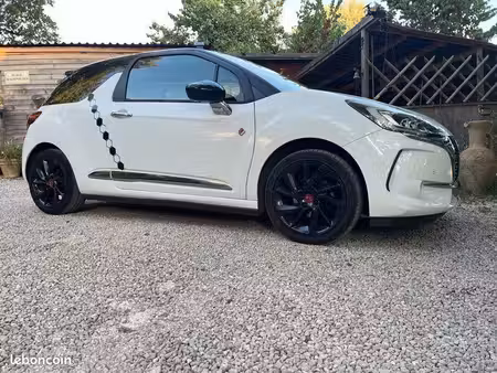 DS 3 1.2 130 Performance Line