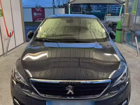Peugeot 308 1.5 HDi 130