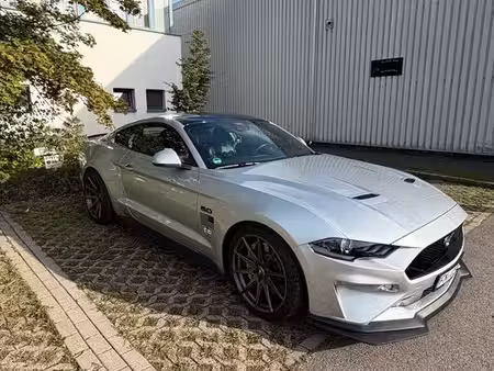 Ford Mustang Fastback V8 5.0 450