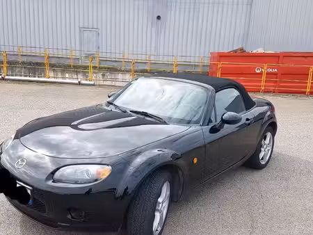 Mazda MX5 1.8 126