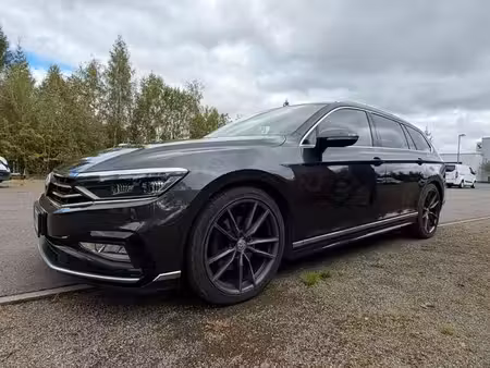 Volkswagen Passat 2.0 TDI 140 Elegance 4Motion