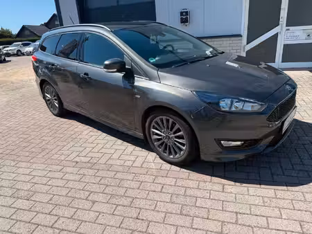 Ford Focus 1.0 125 ST Line