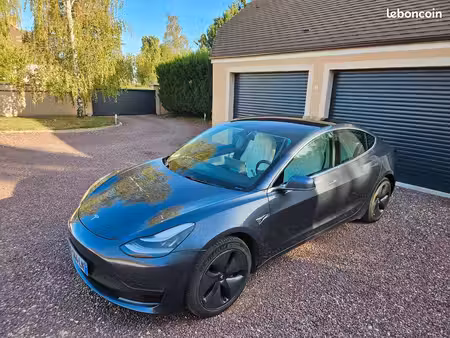 Tesla Model 3 Grande Autonomie