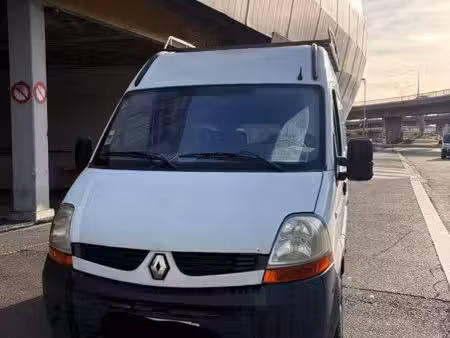 Renault Master 2.5 dCi 100