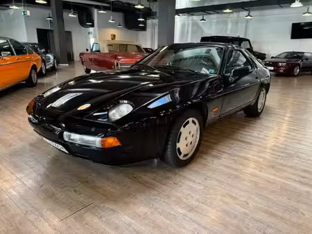 Porsche 928 S4 V8 5.0 320