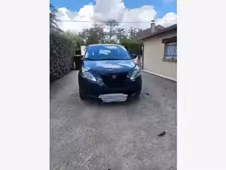 Lancia Ypsilon 1.2 69 Elefantino