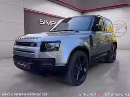 Land Rover Defender 3.0 Dynamic SE 4x4