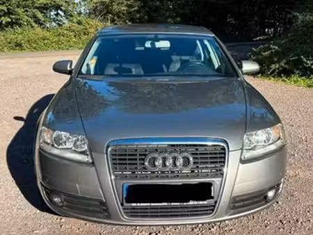 Audi A6 V6 2.4 177