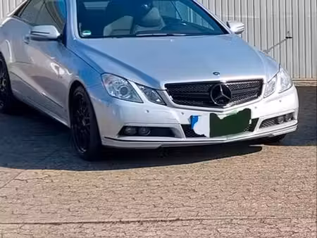 Mercedes-Benz Classe E E 250