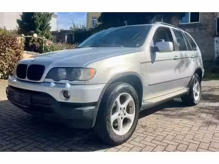 BMW X5 44i 4.4 286