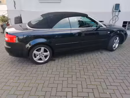Audi A4 V6 3.0 220
