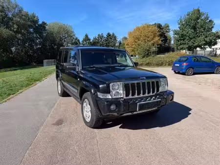 Jeep Commander V8 5.7 218 4x4