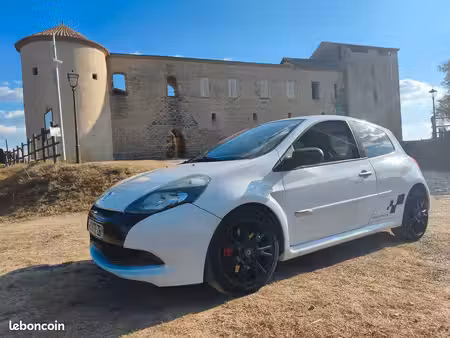 Renault Clio RS Trophy 2.0 203