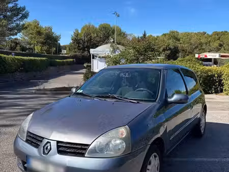 Renault Clio 1.2 75