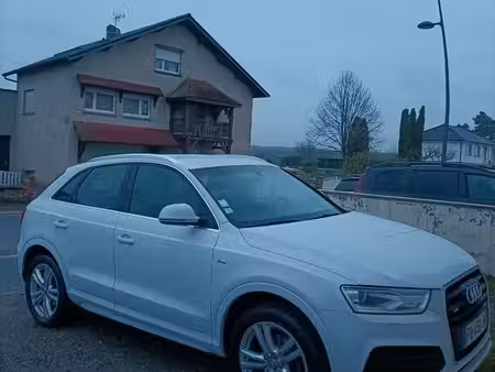 Audi Q3 2.0 TDI 140 S line