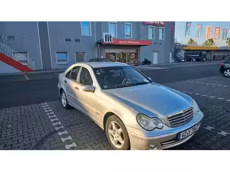 Mercedes-Benz Classe C C 180 2.0 129