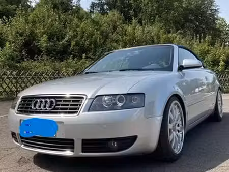Audi A4 V6 2.4 170 S line