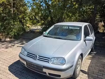 Volkswagen Golf 1.4 75 Base