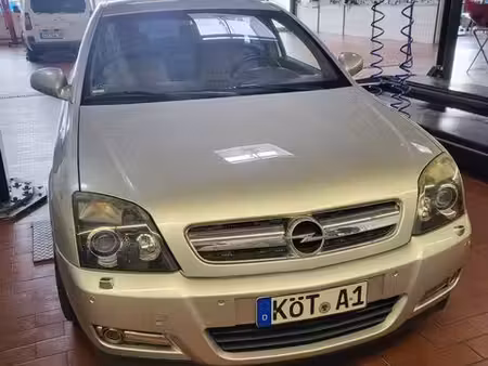 Opel Signum 2.2 155 Elegance