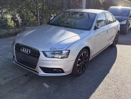 Audi A4 V6 3.0 TFSI 272 Ambition quattro