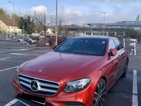 Mercedes-Benz Classe E E 220 2.2 AMG Line 4Matic
