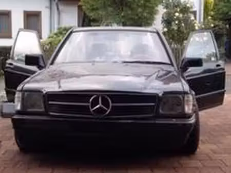 Mercedes-Benz 190 