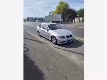 BMW Série 3 318d 2.0 Confort