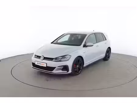 Volkswagen Golf 2.0 TFSI 230