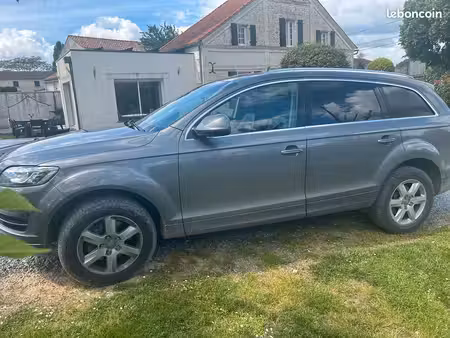 Audi Q7 V6 3.0 TDI 240 quattro