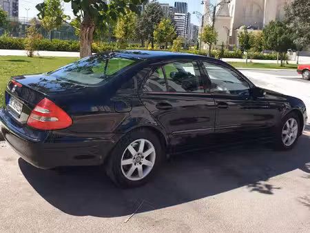 Mercedes-Benz Classe E E 220 2.1 CDI 150 Classic