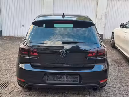 Volkswagen Golf GTI 2.0