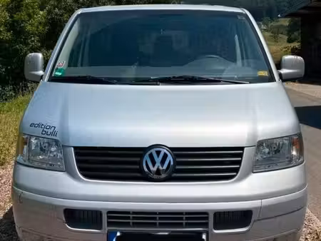 Volkswagen Transporter T5 1.9 TDI 102