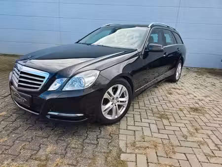 Mercedes-Benz Classe E E 220 2.1 CDI 170