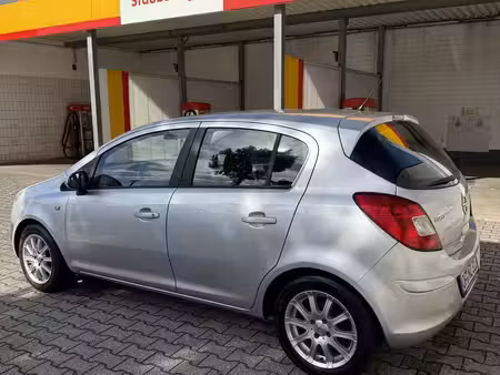 Opel Corsa 1.2 86