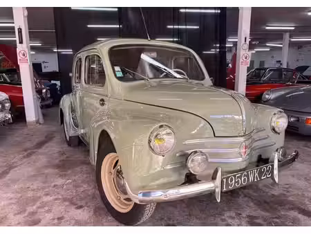 Renault R4 4L Sport