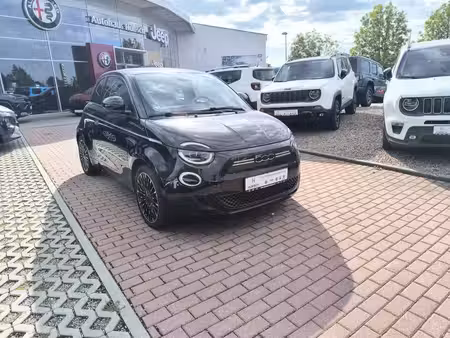Fiat 500 La Prima