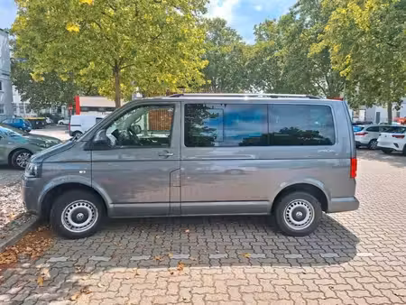Volkswagen Transporter T5 2.0 TDI 140