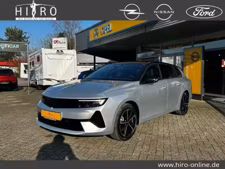 Opel Astra 1.2 130 GS
