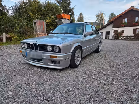 BMW Série 3 318IS