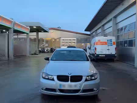BMW Série 3 325i 218