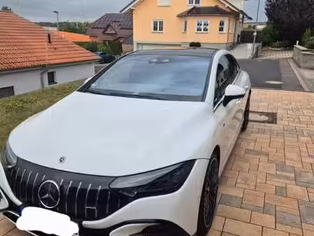 Mercedes-Benz EQE 43 AMG 476 4Matic