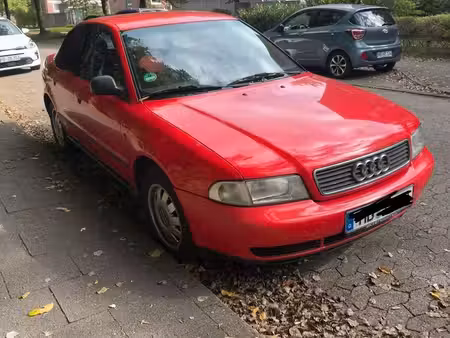 Audi A4 1.6 101