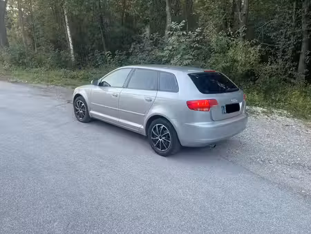 Audi A3 1.6 102