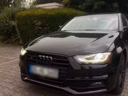 Audi A4 S line