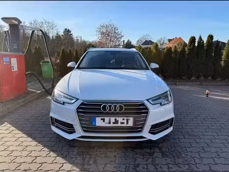 Audi A4 V6 3.0 TDI 218 S line