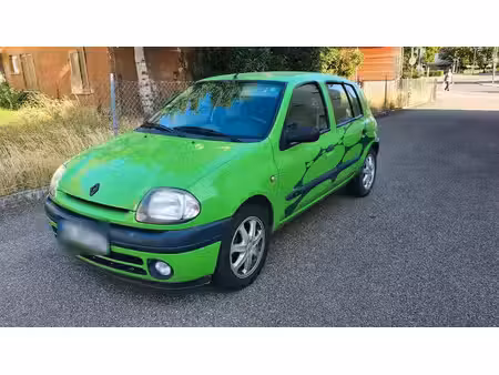 Renault Clio 1.2 58