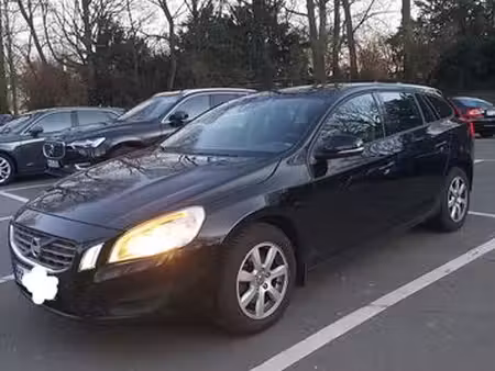 Volvo V60 1.6 115