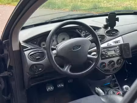 Ford Focus ST 2.0 173