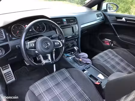 Volkswagen Golf GTD 2.0 TDI 184