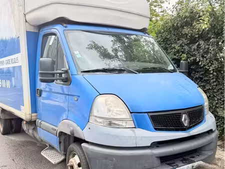 Renault Mascott V6 3.0